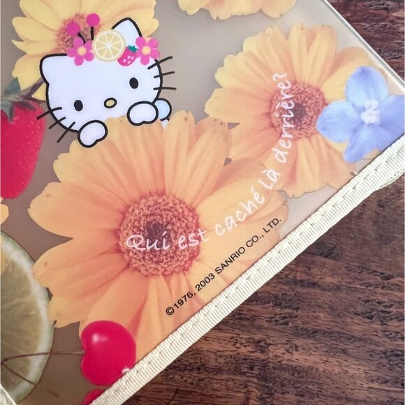 Hello Kitty Bee Floral Fruit Vintage 2003 CD Case Zipper Closure - Picture 3 of 11